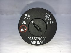 Выключатель Airbag CHEVROLET TRAX U200 2013-2016 13577258, 13577258
