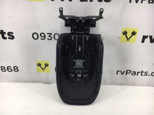 Подлокотник FORD KUGA 2013-2019 1831677, 1831677, A