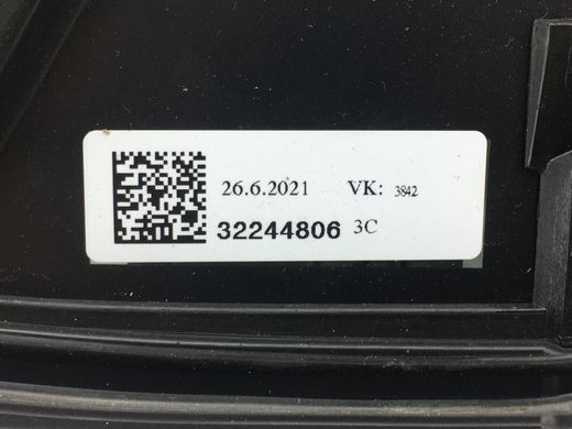 Стекло двери заднее правое VOLVO XC40 2017- 32244806, 32244806, A