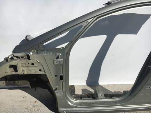 Чверть автомобіля передня ліва KIA CARENS 2012-2019 64500-A4000, 64500-A4000, A