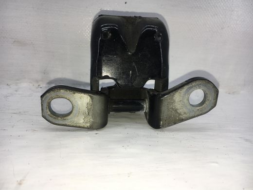 Петля дверей нижня задня ліва NISSAN NAVARA D40 2005-2010 82421ZP80A, 82421ZP80A, A