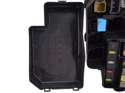 Блок предохранителей TOYOTA RAV4 CA30W 2005-2010 82741-42010, 82741-42010, A