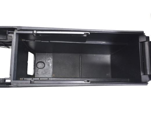Подлокотник TOYOTA AVENSIS T27 2012-2015 (в зборі) 58810-05040-22, 58810-05040-22, B