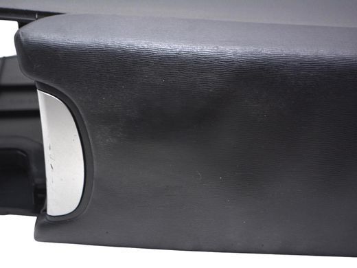 Подлокотник TOYOTA AVENSIS T27 2012-2015 (в зборі) 58810-05040-22, 58810-05040-22, B