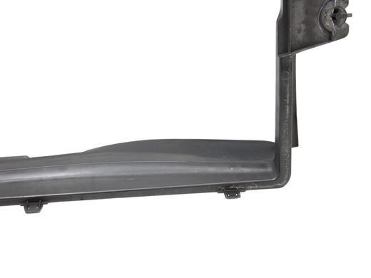 Дефлектор радіатора верхній передній VOLVO XC90 2015-2019 31353798, 31353798, A