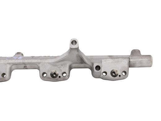 Топливная рампа BMW X1 F48 2015-2019 13538694198, 13538694198, A