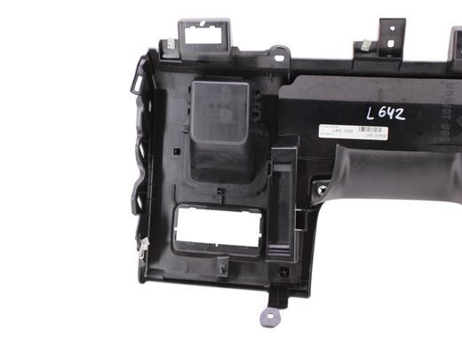 Накладка торпедо нижня передня ліва LAND ROVER DISCOVERY L462 2017-2020 LR082631, LR082631, A