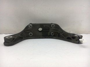 Кронштейн редуктора LAND ROVER FREELANDER 2 L359 2010-2012 (6527110600) LR003149, LR003149, A