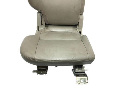 Сиденье заднее правое CITROEN C-CROSSER 2007-2013 (2-ий ряд, з підголовником, з підсвіткою, механічне, без AirBag) 884689, 884689, B