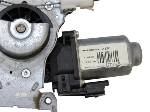 Стеклоподъемник передний правый NISSAN NAVARA D40 2005-2010 (в зборі з 807304X00A) 807004X00A, 807004X00A, A