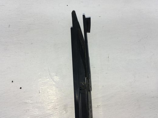 Направляющая стекла двери задняя правая NISSAN X-TRAIL T30 2001-2007 82216-8H300, 82216-8H300, A