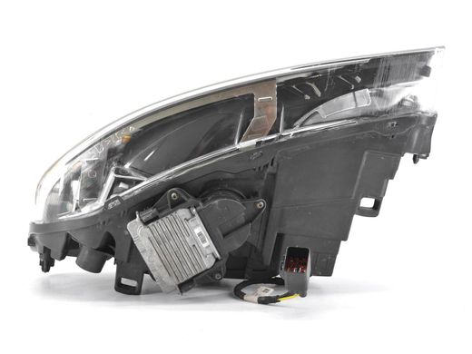 Фара права VOLVO S60 Y20 2013-2018 (ксенон, 90068996, 89089352) 31420278, 31420278, B