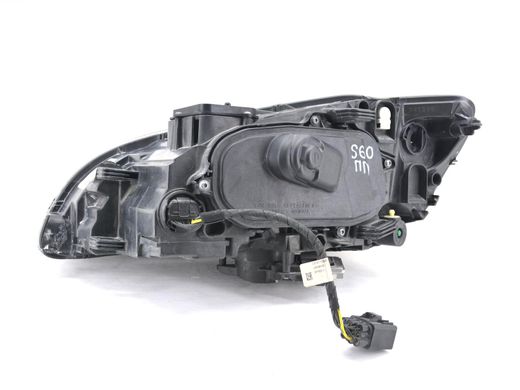 Фара права VOLVO S60 Y20 2013-2018 (ксенон, 90068996, 89089352) 31420278, 31420278, B