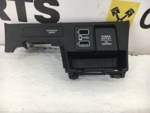 Накладка центральной консоли верхняя HONDA INSIGHT 2018-2022 77331-TXM-A01ZA, 77331-TXM-A01ZA, A
