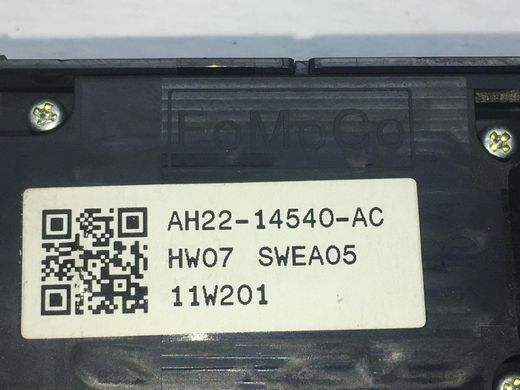 Блок управления стеклоподъемниками передний левый LAND ROVER FREELANDER 2 L359 2010-2012 AH2214540AC, AH2214540AC, A