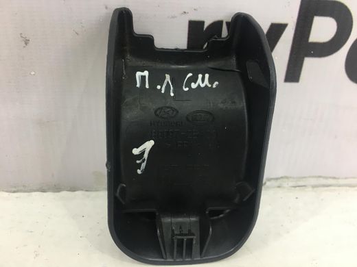 Накладка петли сиденья передняя левая HYUNDAI SANTA FE CM 2006-2009 88097-2B200, 88097-2B200, A