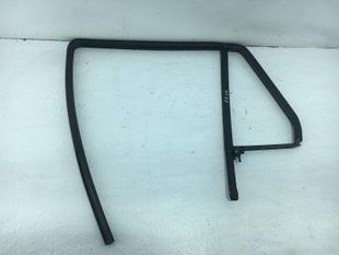 Уплотнитель боковых стекол задний правый HYUNDAI SANTA FE CM 2006-2009 83541-2B000, 83541-2B000, A