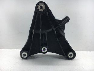 Кронштейн АКПП GMC ACADIA 2016-2019 (84077634) 84077631, 84077631, A