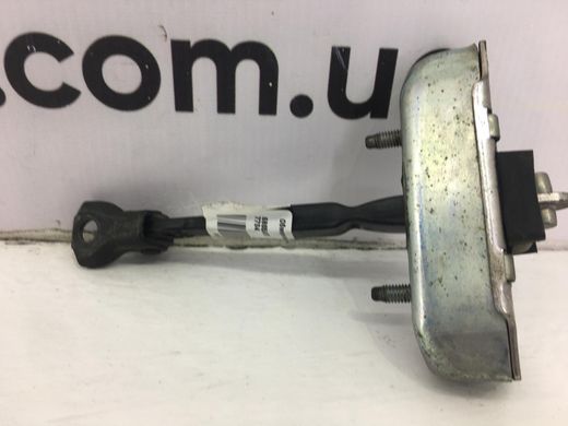 Ограничитель крышки багажника TOYOTA RAV4 CA30W 2005-2010 6865042070, 6865042070, A