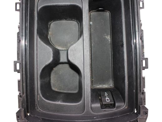 Подстаканник ACURA RDX 2018-2021 83405-TJB-A41ZA, 83405-TJB-A41ZA, B