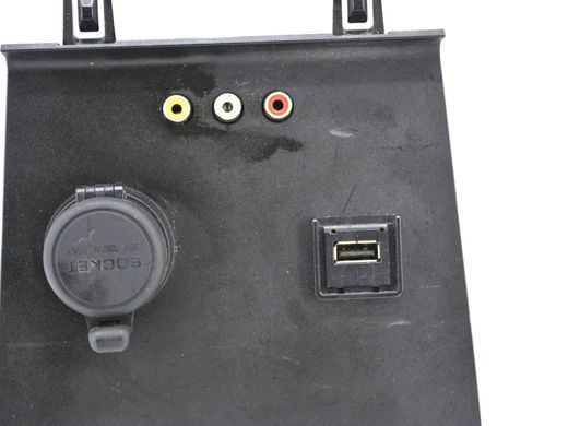 Накладка центральної консолі INFINITI EX 2007-2013 (з роз'ємами USB/AUX) 969311BU0A, 969311BU0A, B