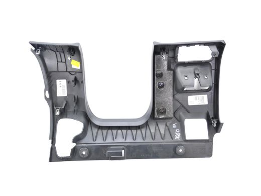 Накладка торпедо нижняя левая VOLVO XC60 2013-2017 (39826358) 8632663, 8632663, A