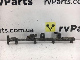 Паливна рампа INFINITI QX56 2004-2010 175217S00A, 175217S00A, A