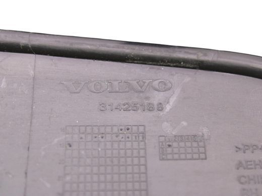 Накладка бампера передняя правая VOLVO XC60 2017- 31425188, 31425188, A