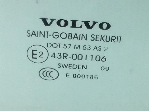 Скло дверей переднє праве VOLVO XC60 2008-2013 31386795, 31386795, A