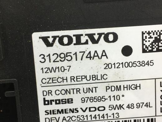 Моторчик стеклоподъемника передний левый VOLVO V50 P12 2010-2012 (з блоком управління №31295174AA) 979037-101, 979037-101, A