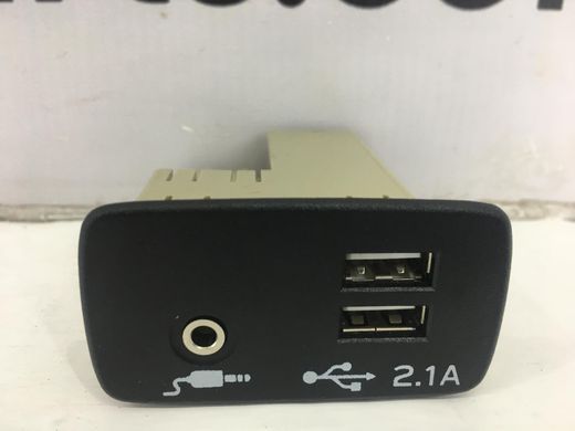 Разъем USB/AUX SUBARU FORESTER S14 2018- 86257VA130, 86257VA130, A