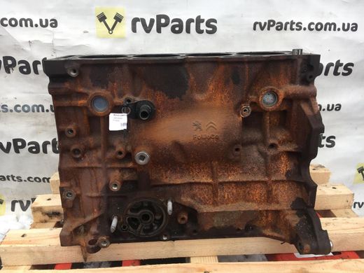 Блок двигателя FORD KUGA 2012-2016 1863986, 1863986, A