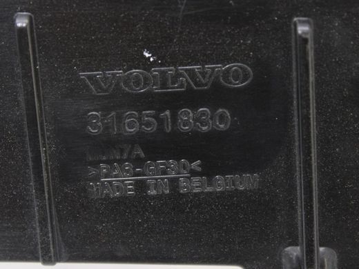 Кронштейн радиатора верхний VOLVO V90 2016-2020 31651830, 31651830, A
