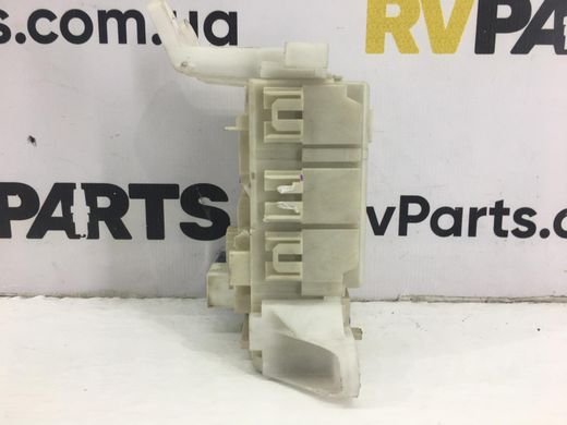 Блок предохранителей TOYOTA RAV4 CA30W 2005-2010 8273042010, 8273042010, A