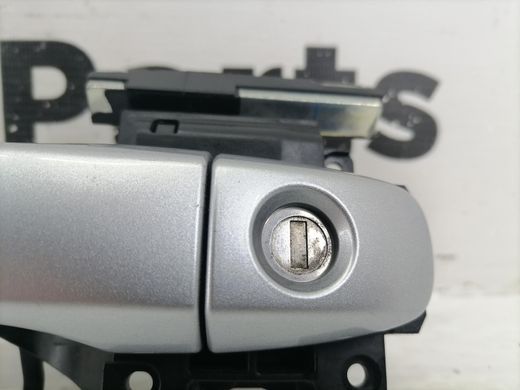 Ручка дверей зовнішня передня ліва SUBARU IMPREZA GP 2011-2015 (в зборі) 61142FJ010, 61142FJ010, A