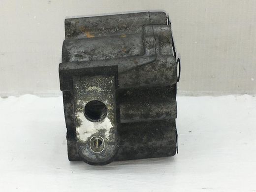 Фланец EGR RENAULT KOLEOS 2008-2011 (корпус клапана) 8200598021, 8200598021, A