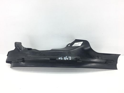 Накладка порога задняя левая внутренняя BMW 320 E90 2005-2008 51437066991, 51437066991, B