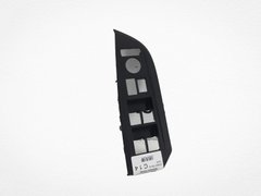 Накладка кнопки склопідіймачів, передньої лівої дверки ACURA ILX 2012-2018 83592-TX6-A01ZA, 83592-TX6-A01ZA