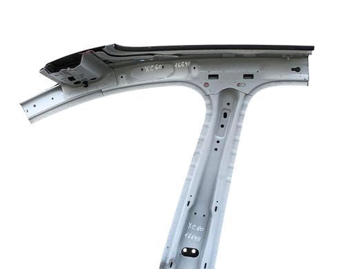 Стійка кузова середня права VOLVO XC60 2017- 32394791, 32394791, A