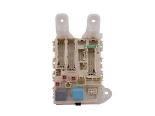 Блок запобіжників TOYOTA RAV4 CA30W 2005-2010 8273042010, 8273042010, A