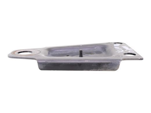 Кронштейн балки передній правий VOLVO XC60 2017- 32216403, 32216403, A