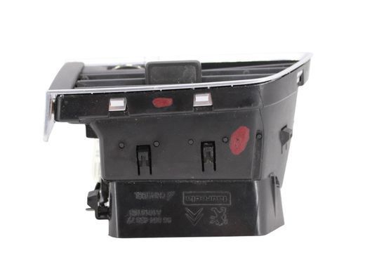 Решетка вентиляционная передняя правая PEUGEOT 508 2010-2014 8265QK, 8265QK, A