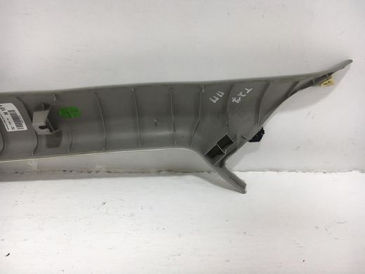 Накладка стійки лобового скла права верхня TOYOTA AVENSIS T27 2009-2011 (62211-05040) 62211-05901-B0, 62211-05901-B0, B
