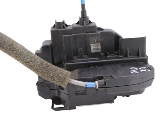Замок двери задний правый NISSAN NAVARA D40 2005-2010 (3 піни) 82500EB324, 82500EB324, A