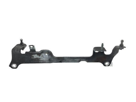 Кронштейн TOYOTA RAV4 CA30W 2005-2010 (кріплення кришки двигуна) 12631-26010, 12631-26010, A