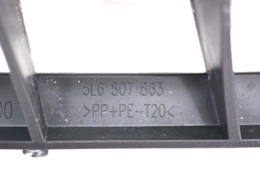Кронштейн бампера задний левый SKODA YETI 2009-2013 5L6807863, 5L6807863, A