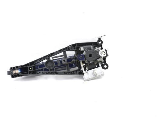 Ручка дверей зовнішня передня ліва CHEVROLET TRAX U200 2013-2016 (в зборі) 13576845, 13576845, A