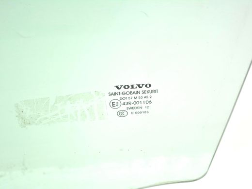 Скло дверей переднє ліве VOLVO V50 P12 2010-2012 30779421, 30779421, A