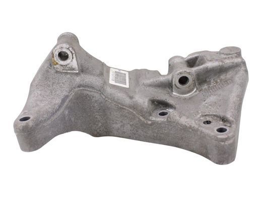 Кронштейн генератора VOLVO XC60 2017- 31670108, 31670108, A
