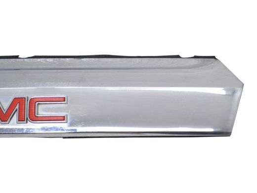 Накладка крышки багажника внешняя GMC TERRAIN 2016-2017 23333994, 23333994, B